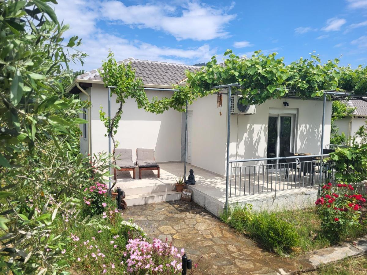 Ioannis Houses - Gemuetliches Ferienhaus Im Olivenhain Skala Potamia  Zewnętrze zdjęcie